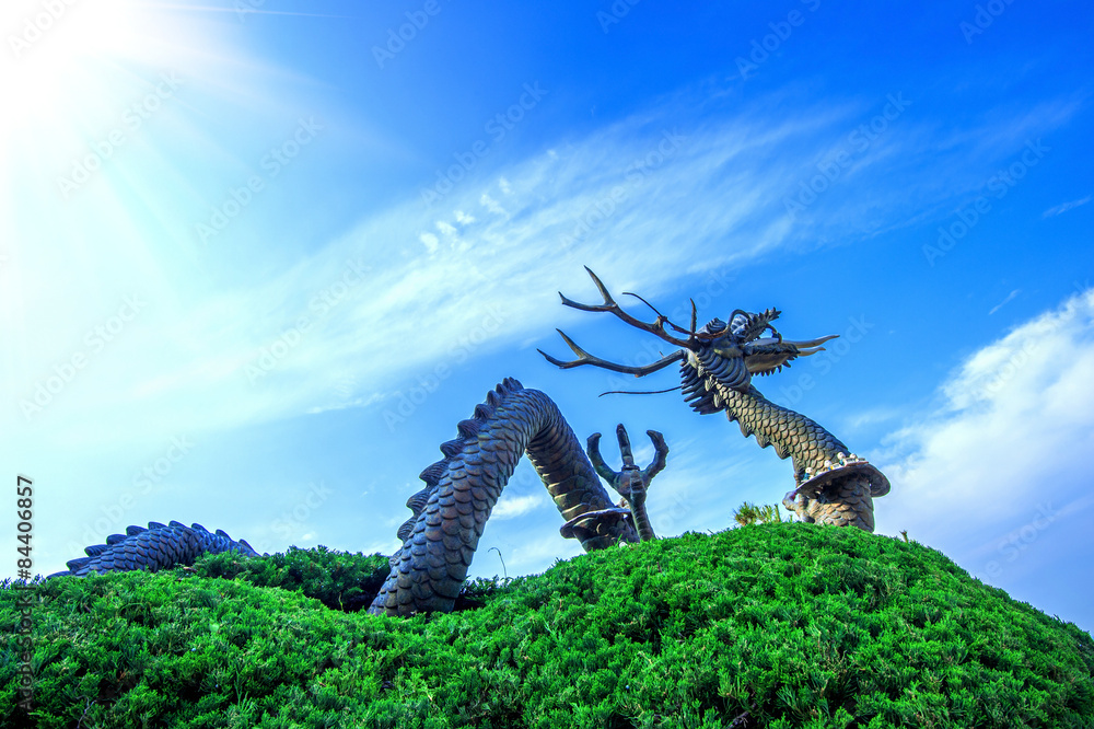 Fototapeta premium Dragon statue at Haedong Yonggungsa Temple in Busan, South Korea
