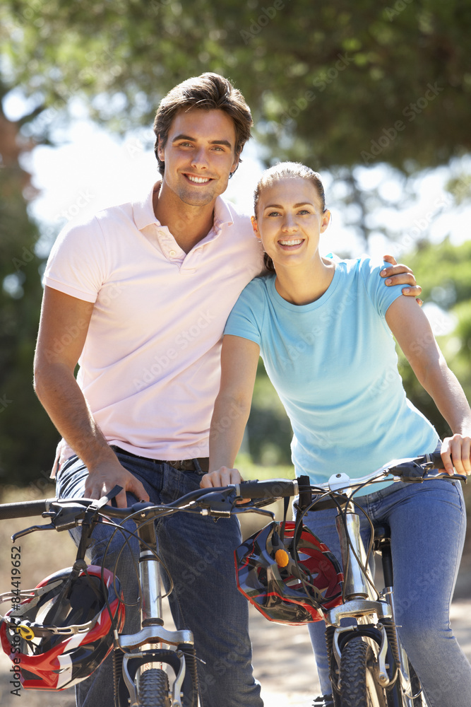 Obraz premium Couple On Cycle Ride Together