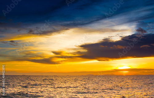 Fototapeta Naklejka Na Ścianę i Meble -  Beautiful sunset over the sea