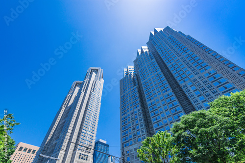 東京　西新宿の高層ビル © oben901