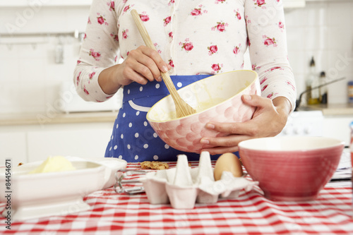 Woman Baking In Kitchen Fototapet