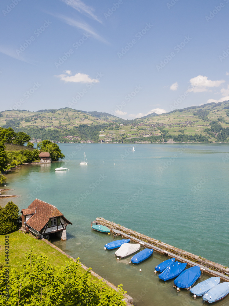 Spiez, Stadt, Schloss Spiez, Thunersee, See, Uferweg, Ferienwohnung, Schweiz