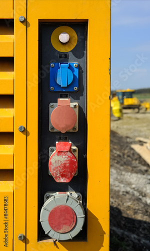 Photos Anschlusspanel für Strom auf der Baustelle