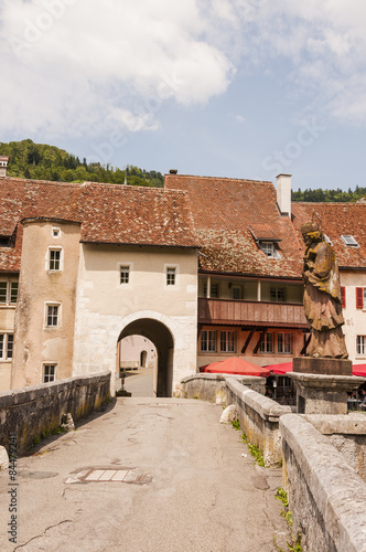 Saint-Ursanne, Stadt, Altstadt, Stadttor, historische Brücke, Jura, Schweiz