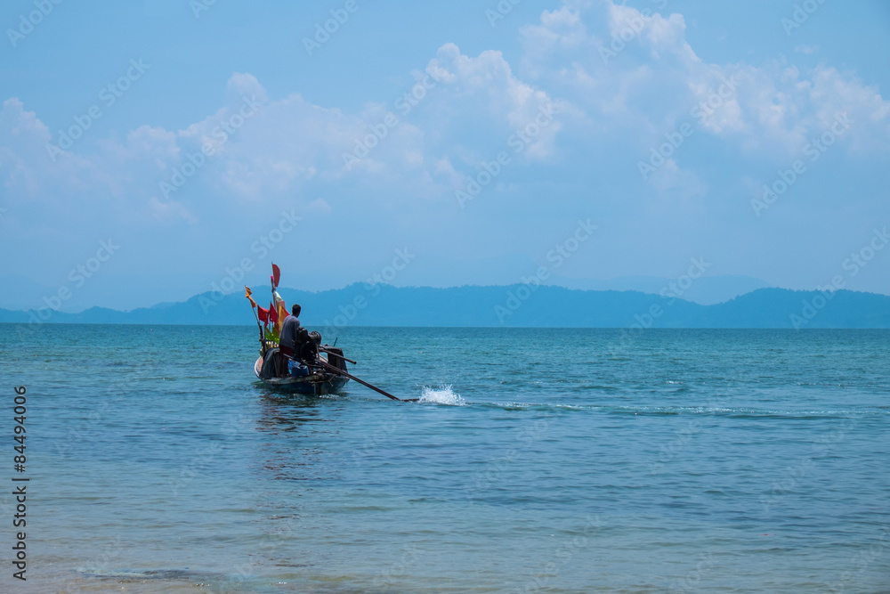 Fototapeta premium long-tailed boat in the sea