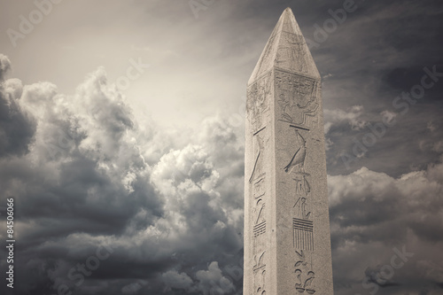 Canvastavla Obelisk of Thutmose III in Istanbul