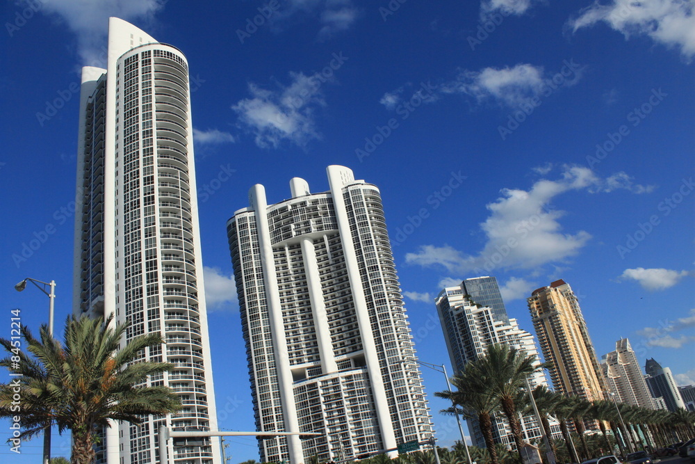 Neue Skyline in Sunny Isles bei Miami Neue Skyline in Sunny Isles bei Miami