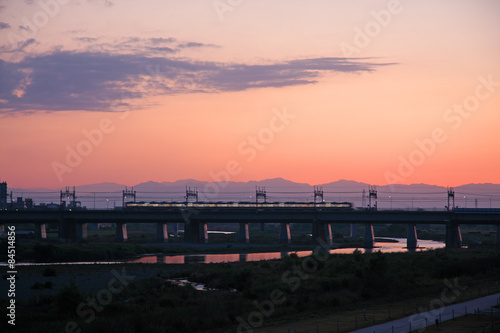 Wallpaper Mural 夕暮れの鉄橋 Torontodigital.ca