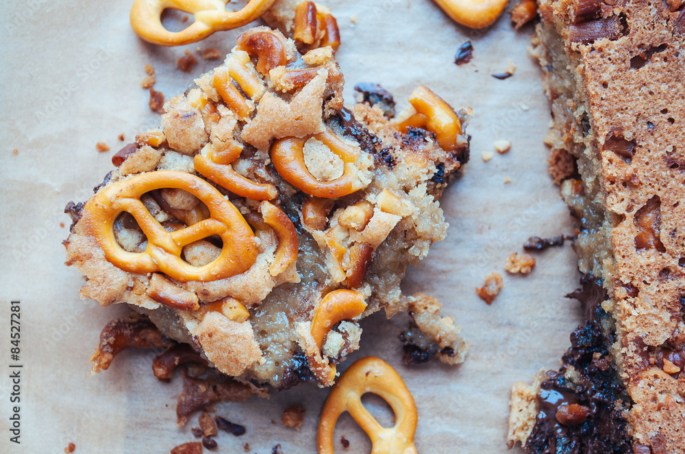 Cookies with pretzels and chocolate