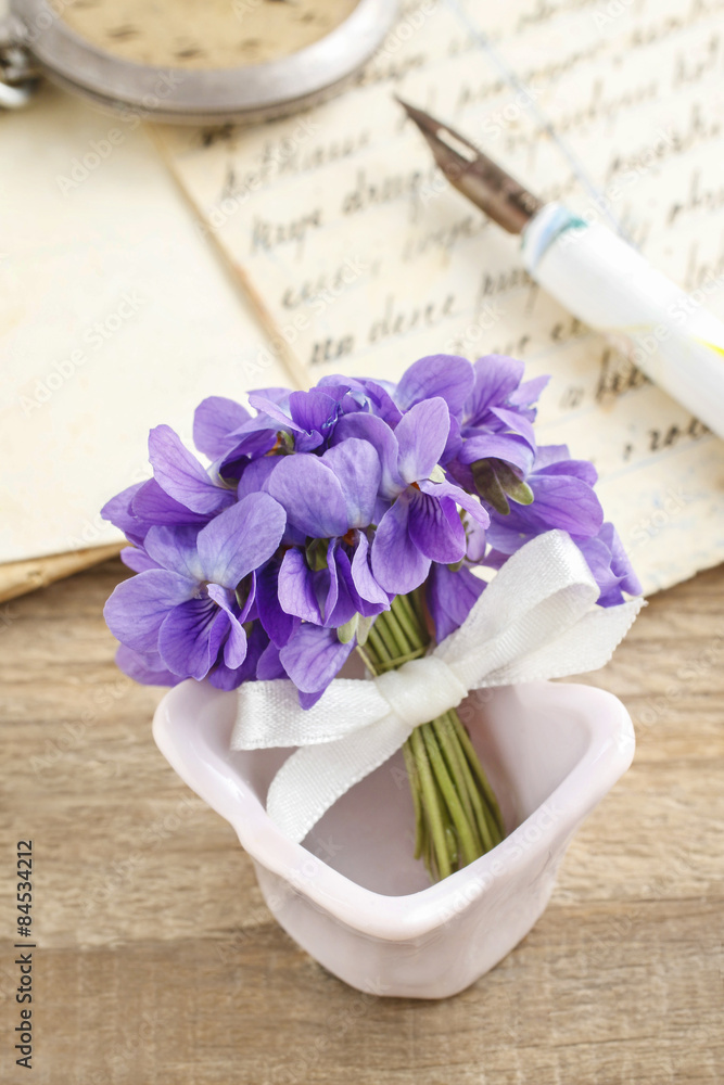Bouquet of violet flowers (viola odorata) Bouquet of violet flowers (viola odorata)