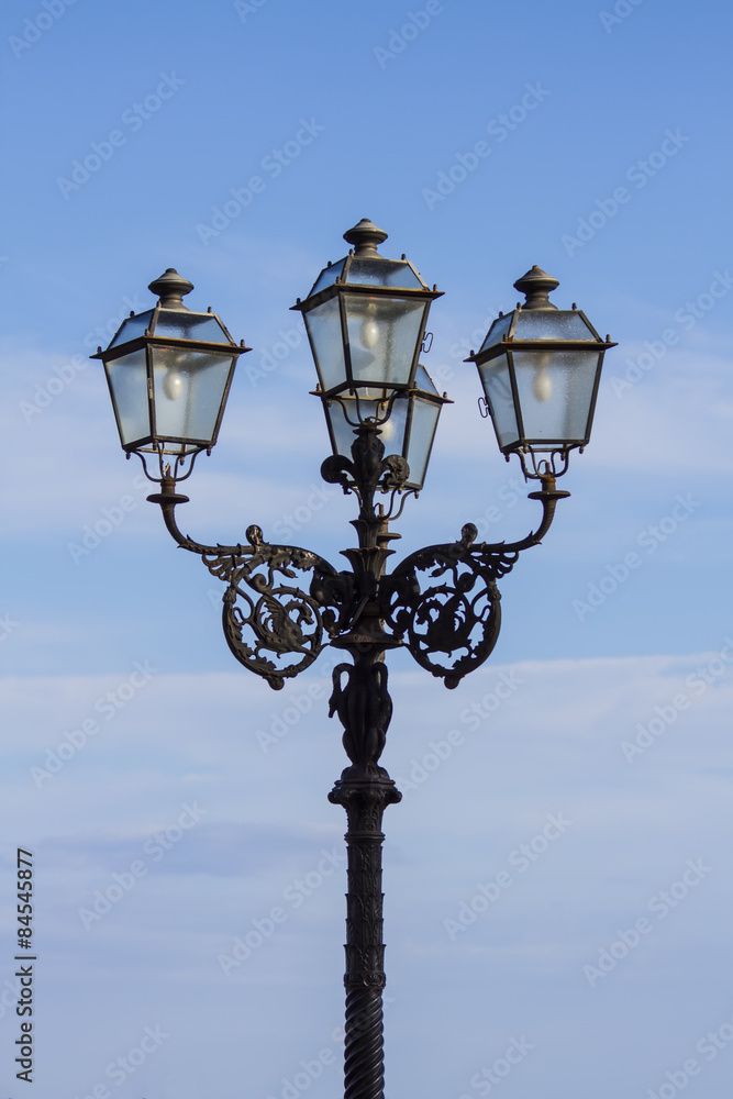 Street chandelier