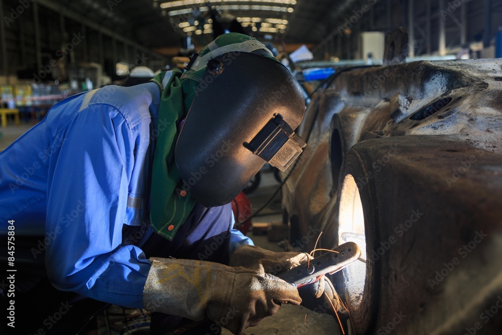 Welder repair bore by shield metal arc welding