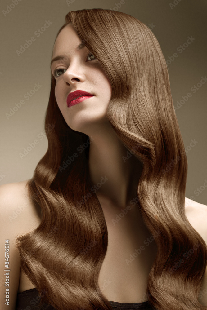Naklejka premium beauty wavy shiny hair