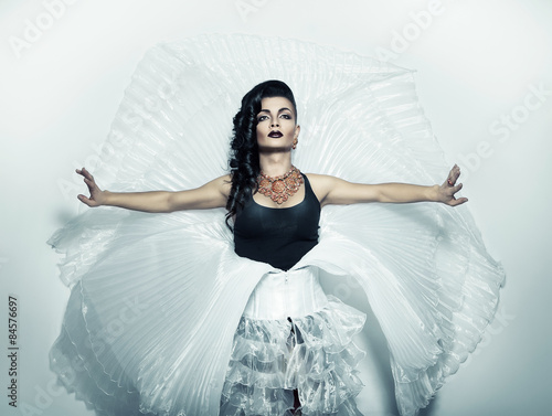 Obraz na plátně transvestite in white costume