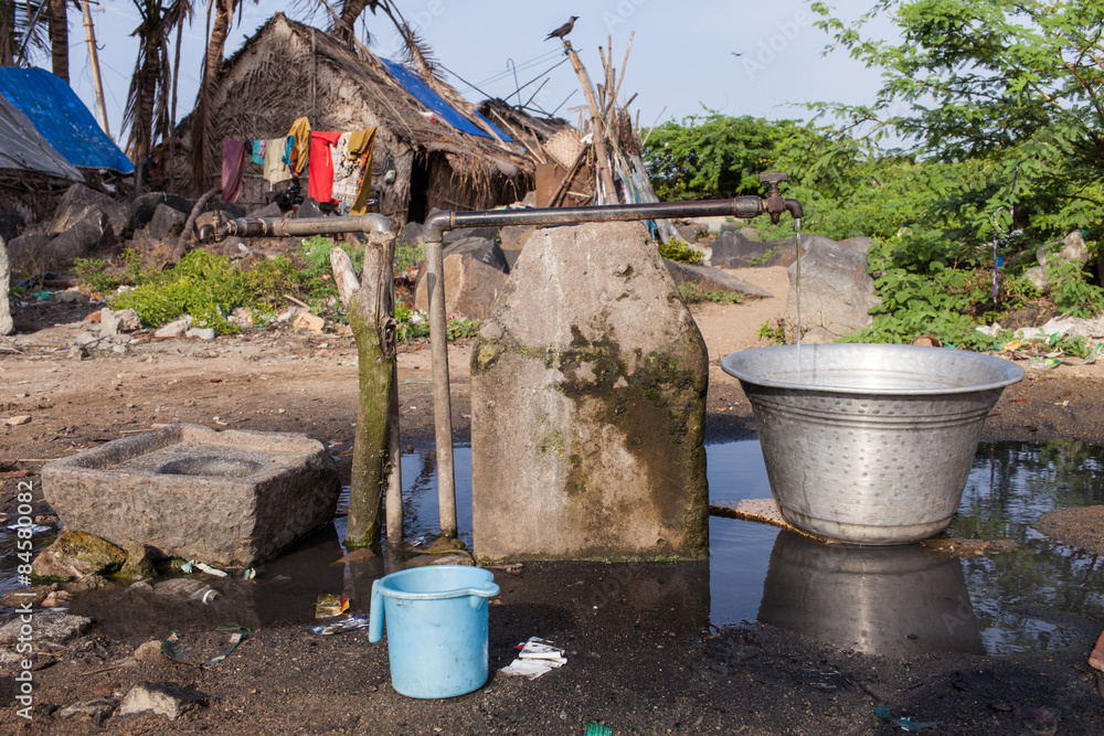 Inde. Vie, village arrivée d'eau