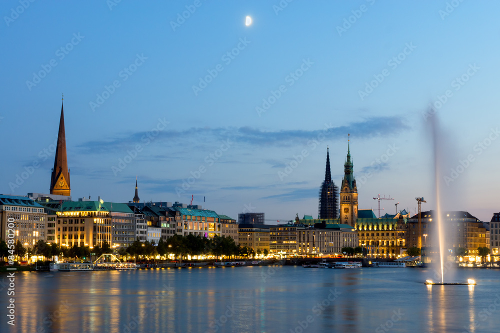 Hamburgs landmarks and the Binnenalster lake at dawn