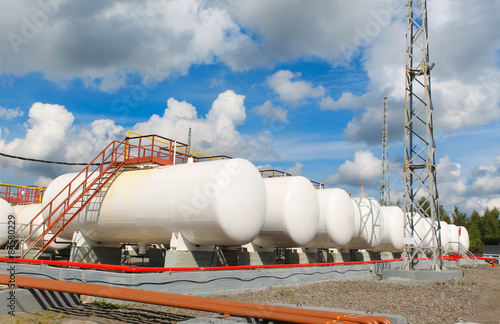 storage of gasoline in the horizontal tanks