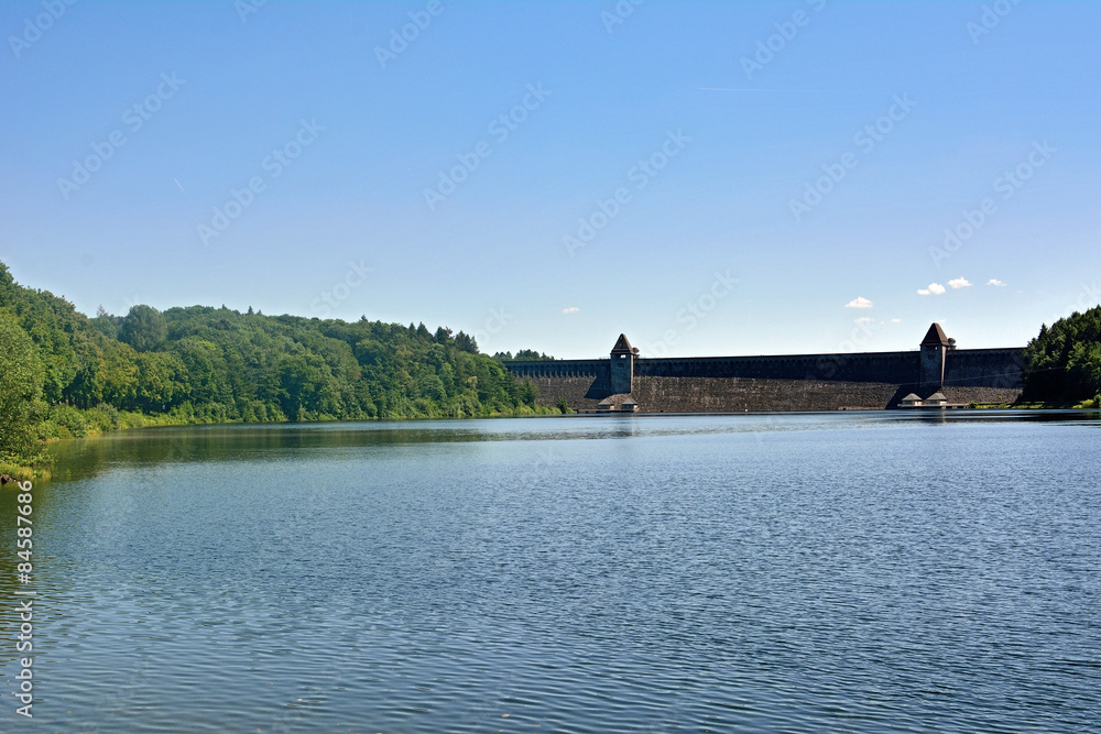 Talsperre StockFoto Adobe Stock