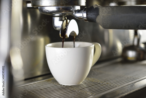 Coffee machine making coffee in a coffee shop