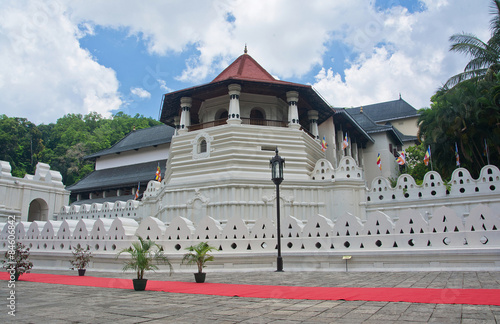 Temple Of The Sacred Tooth Relic, Sri Lanka photo