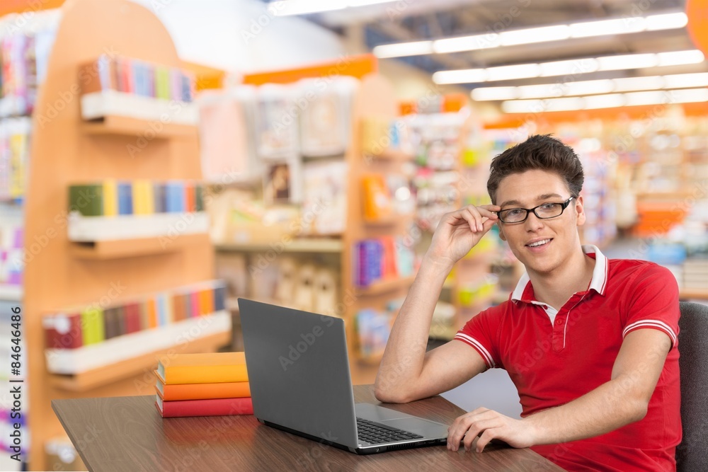 Student, College Student, Computer. Student, College Student, Computer.