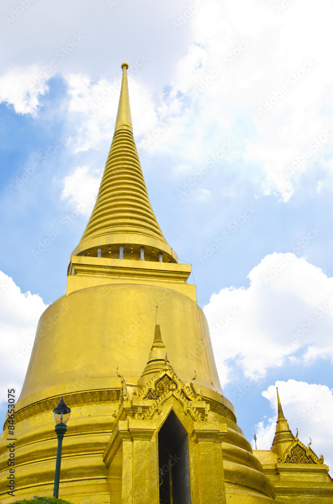 Naklejka premium Emerald Buddha Temple, Bangkok, Thailand