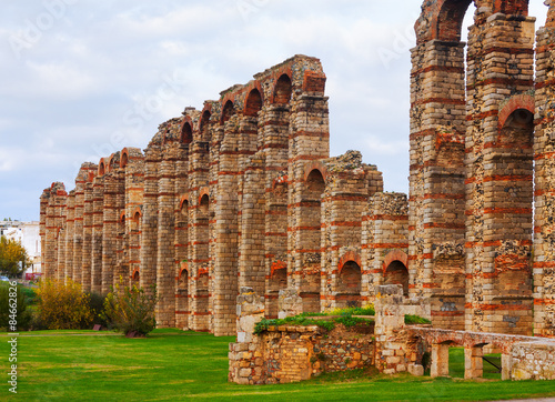 Acueducto de los Milagros   in autumn photo