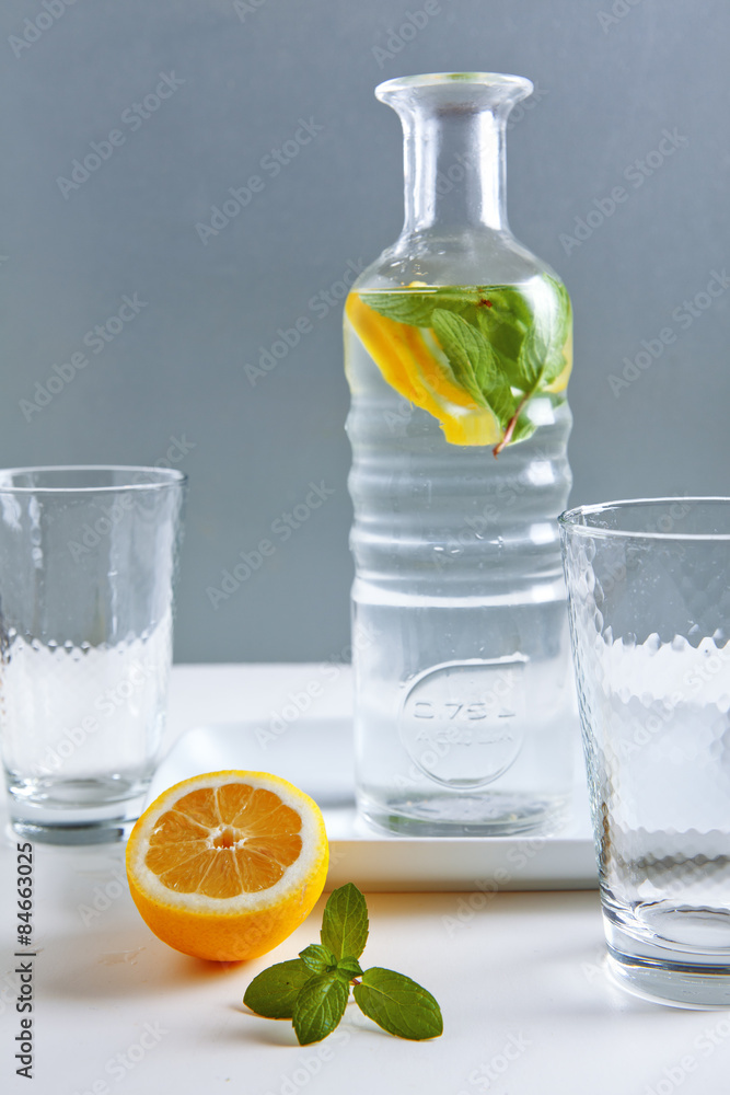 pitcher of lemonade and glasses pitcher of lemonade and glasses