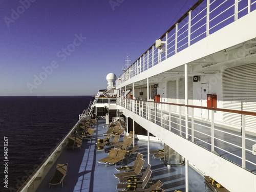 Sonnentag auf Deck.JPG