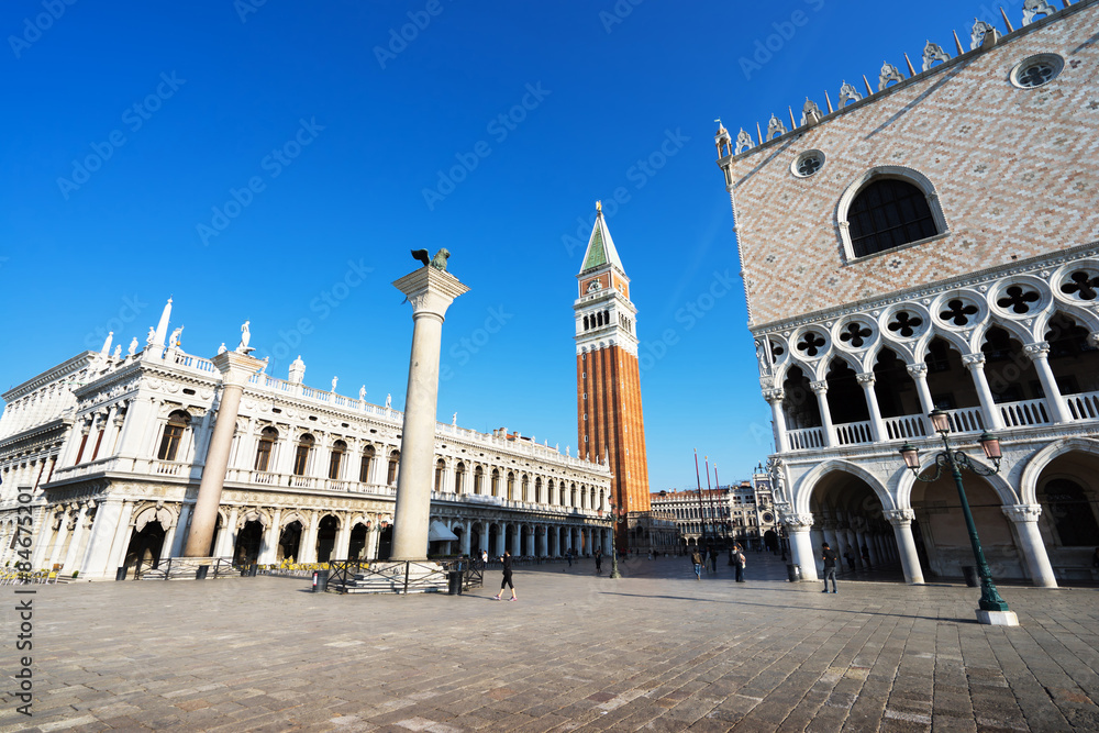 Fototapeta premium Piazza San Marko in early morning, Venice, Italy