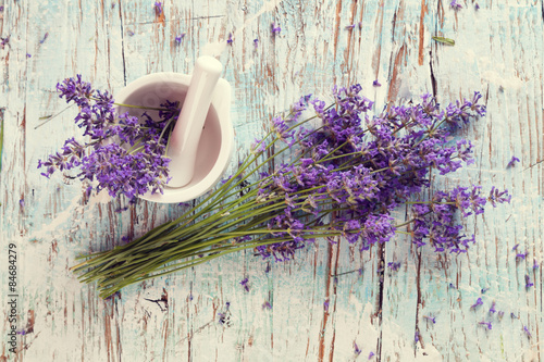 Fototapeta Naklejka Na Ścianę i Meble -  Fresh lavender on wood