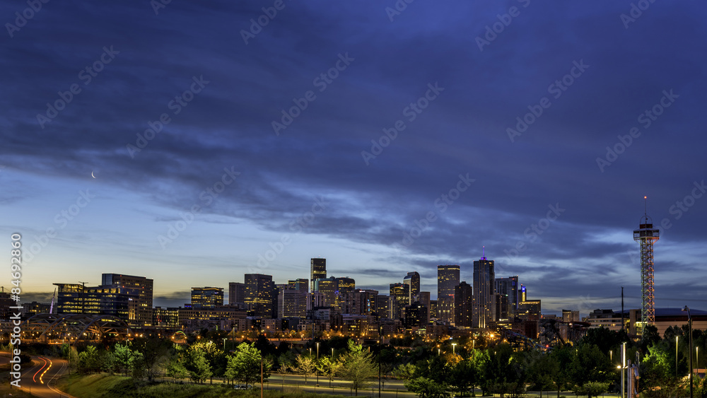 Obraz premium City lights of Denver Colorado