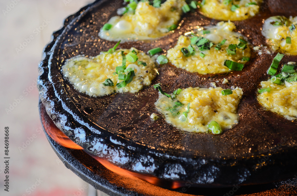 scallop with garlic in hot plate scallop with garlic in hot plate