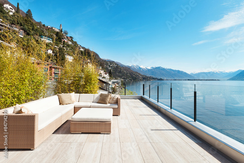 modern architecture, beautiful terrace © alexandre zveiger
