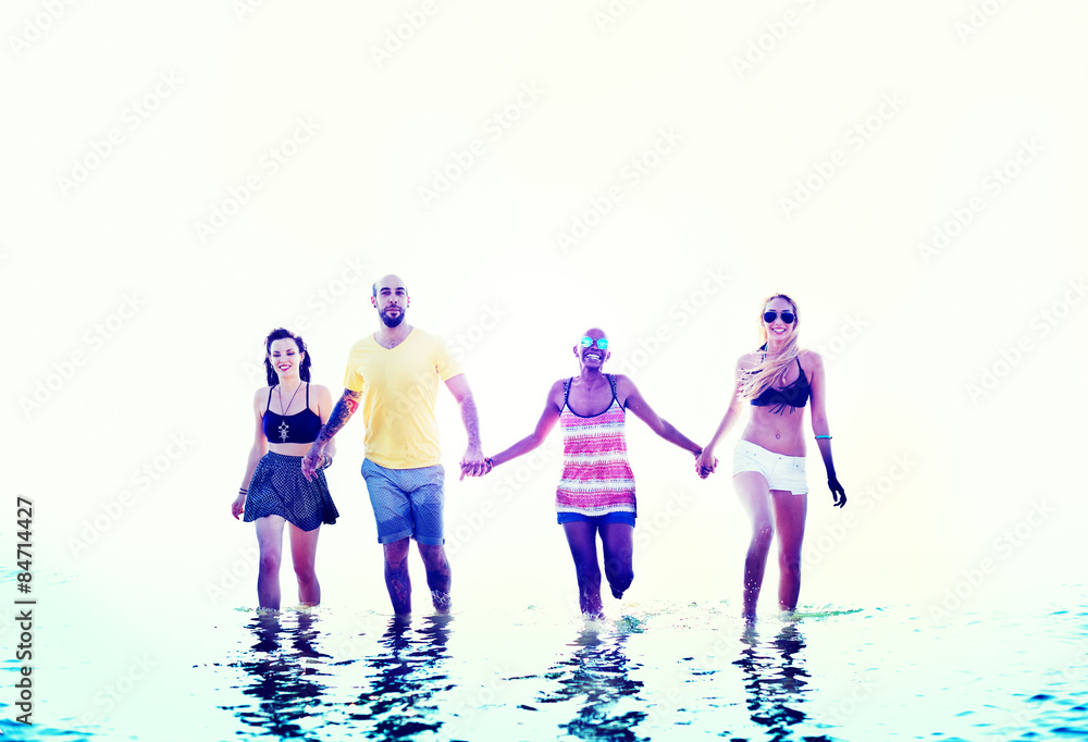 Naklejka premium Diverse Beach Summer Friends Holding Hands Concept