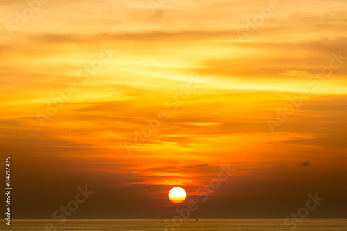 Fototapeta Naklejka Na Ścianę i Meble -  Beautiful Sunset