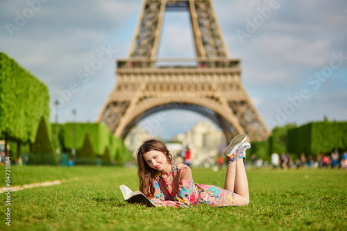 Beautiful young woman in Paris © Ekaterina Pokrovsky