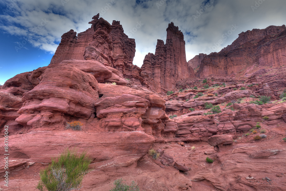Fototapeta premium Utah-Moab- Fisher Towers. This is quite a famous climbing mecca as well as a spectacularly scenic hiking area.