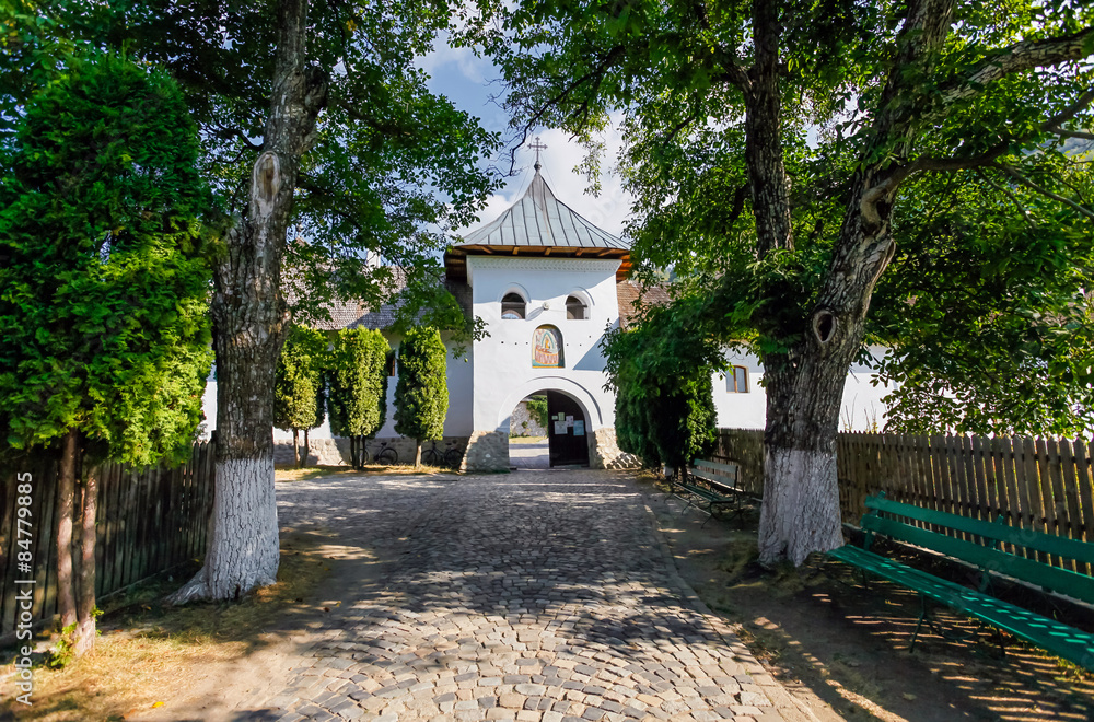 Fototapeta premium Old orthodox monastery from Polovragi