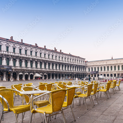 Terrasse de café place Saint Marc à Venise