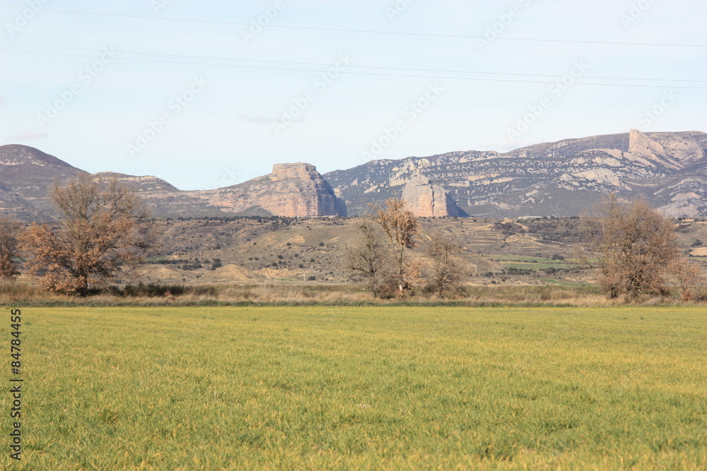 Montañas y campos de Huesca Montañas y campos de Huesca