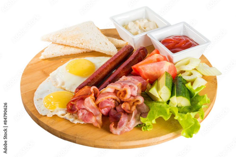Toasts, fried egg, sausages, meat and vegetables
Toasts, fried egg, sausages, meat and vegetables
