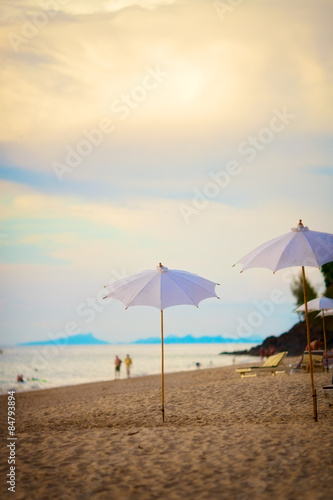 Fototapeta Naklejka Na Ścianę i Meble -  Sun Koh Lanta Beach