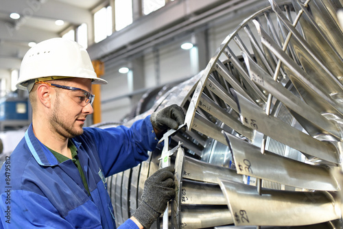 Techniker im Maschinenbau // Workers in  engineering photo