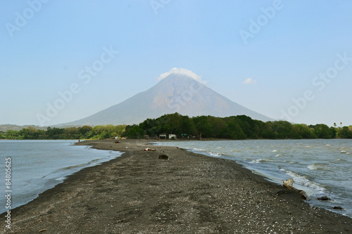 volcan ometepe nicaragua photo