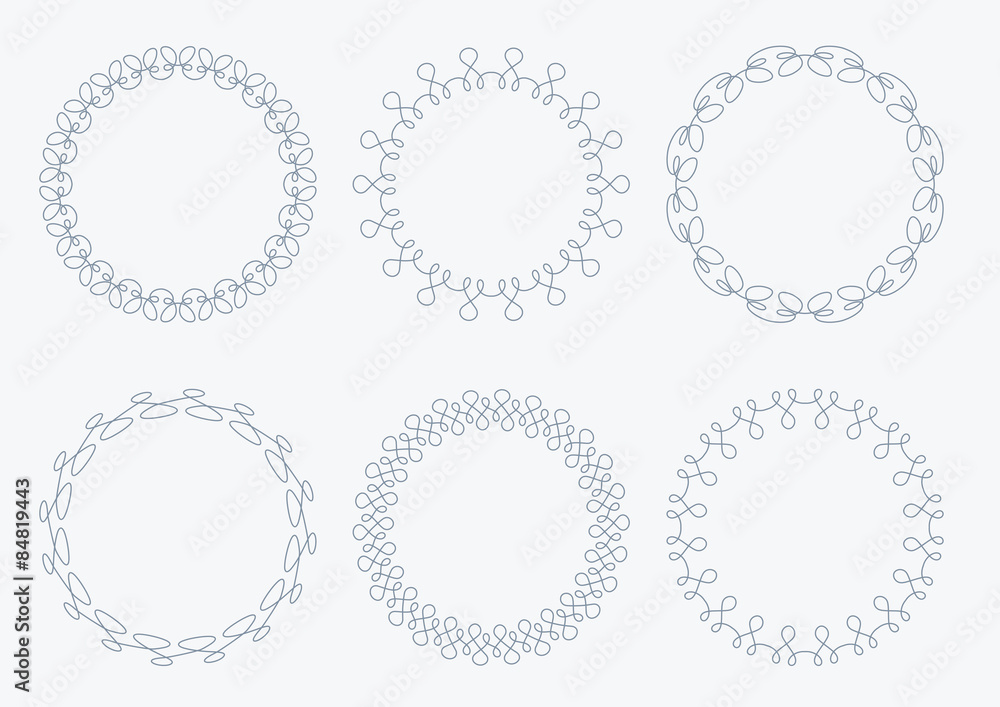 Set of 6 very simple round frames with fully editable stroke wid Set of 6 very simple round frames with fully editable stroke wid