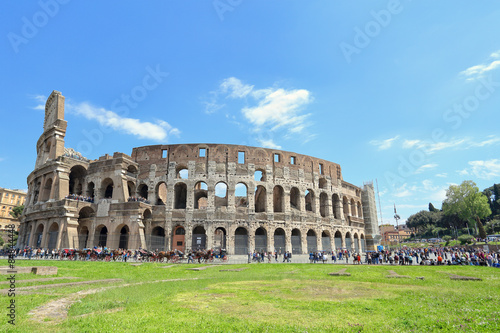 Fotografering Roman coliseum on a beautiful sunny day