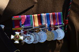  Médailles militaires anglaises pour officier.