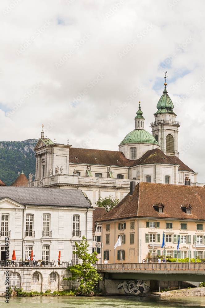 Solothurn, Altstadt, Kathedrale, St. Ursen-Kathedrale, Kreuzackerbrücke, Ufer, Aare, Fluss, Schweiz