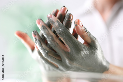 Spa na dłonie , pielęgnacja dłoni photo